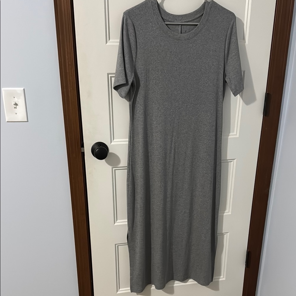 Universal Thread Gray Sheath Maxi Dress Crew Neck